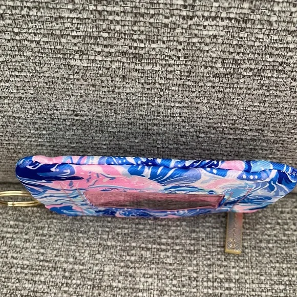 • Lilly Pulitzer • NWT • ID Case with Zipper & Key Ring - Picture 8 of 11